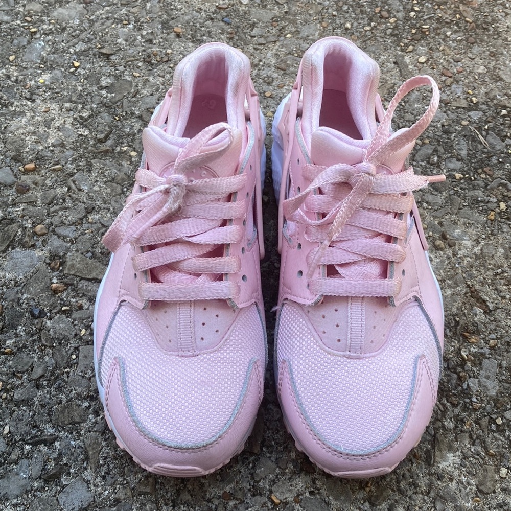 Kids Nike Hurrache Run Sneakers